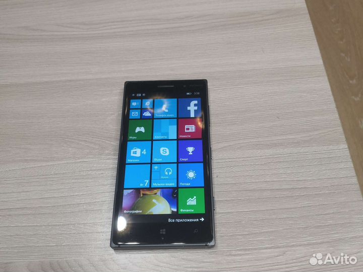 Nokia Lumia 830, 16 ГБ