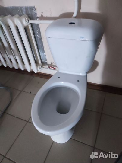 Унитазы и бачки бу