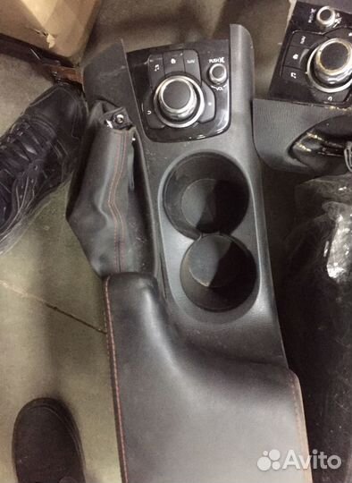 Подлокотник для Мазда 3 бм 2013-2018г