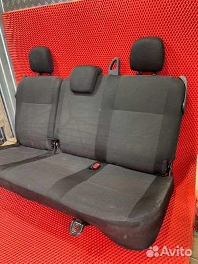 Сиденья задние LADA Largus R90 11189 P3M 2016