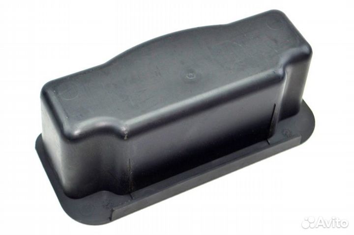 Отделения для хранения в торпеде mercedes-benz Act