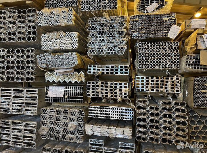 Алюминиевый лист гладкий, рифлёный