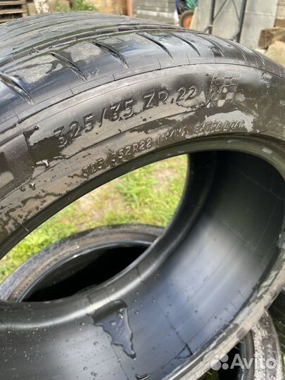 Michelin Pilot Sport 4 S 285/40 R22 и 325/35 R22