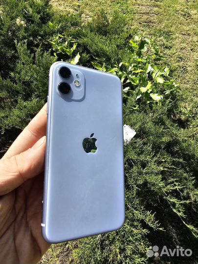 iPhone 11, 64 ГБ