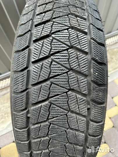 Boto IS69 235/55 R20
