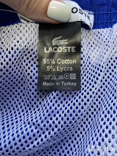 Шорты Lacoste