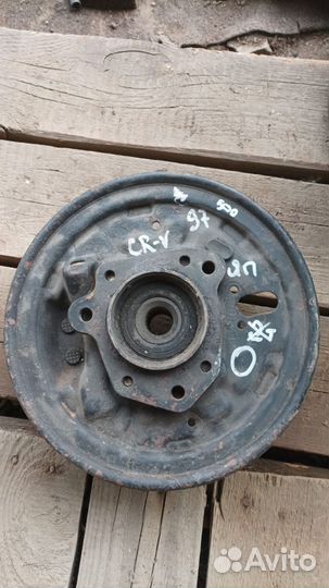 Honda CRV 97г ступица задняя с опорным диском