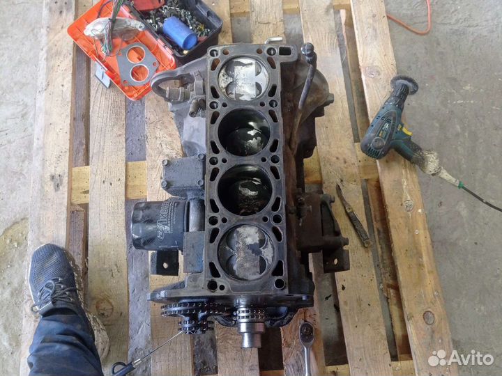 Блок двигателя змз406