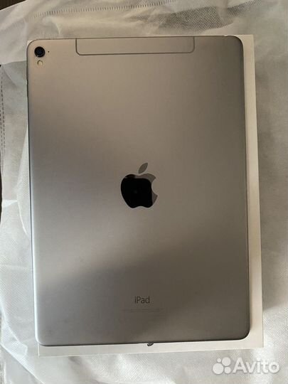 iPad pro 9,7 wifi cellular