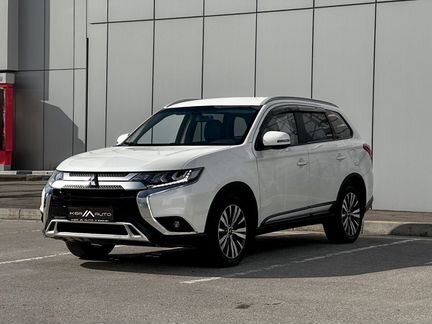 Mitsubishi Outlander 2.0 CVT, 2019, 93 400 км