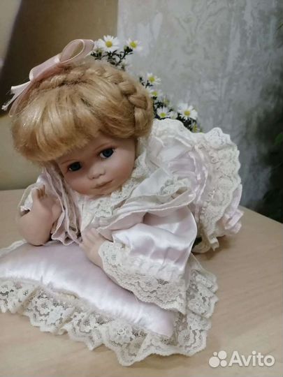 Английская фарфоровая кукла