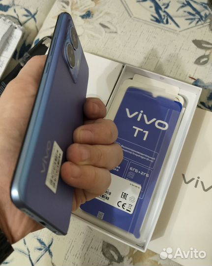 Vivo T1, 8/128 ГБ