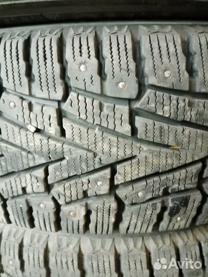 Roadstone Winguard WinSpike 225/65 R17