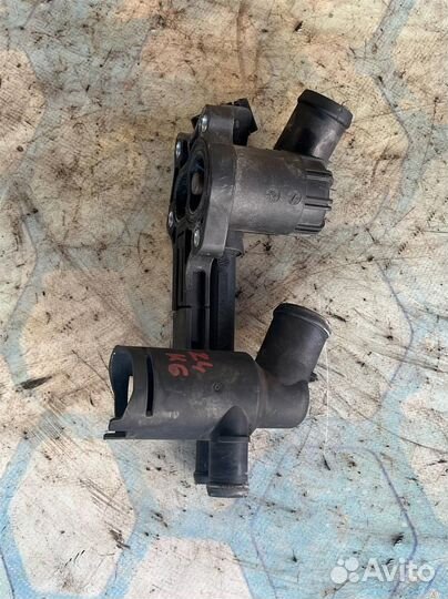 Корпус термостата 03F121026B