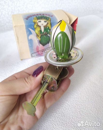 Игрушка СССР дюймовочка механическая
