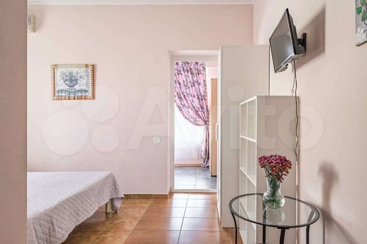 Комната 22 м² в 2-к., 2/4 эт.