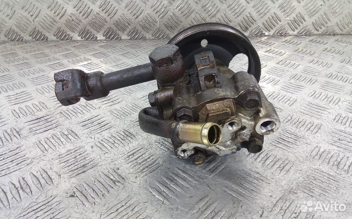 Насос гур Nissan Pathfinder (2004-2009)