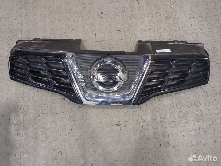 Решетка радиатора Nissan Qashqai, 2010