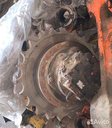 Редуктор бортовой Komatsu PC300 PC340 PC350 PC360