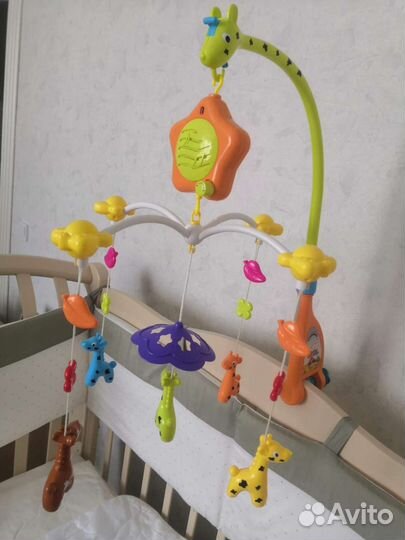 Мобиль на кроватку с музыкой
