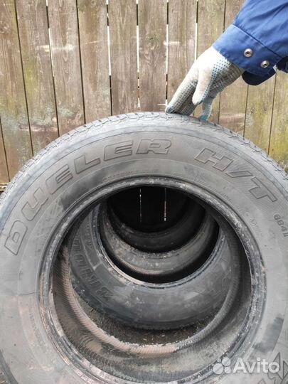 Bridgestone Dueler H/T 265/65 R17
