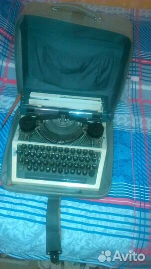 Печатная машинка Erika 40