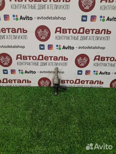 Форсунка топливная Mercedes-Benz C-Класс W204/S204