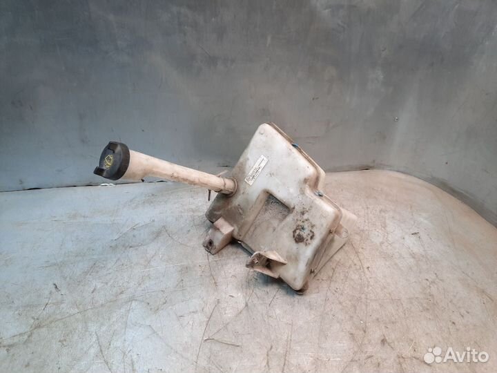 Ford Explorer 3 01-11г Бачок омывателя стекла