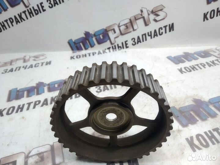 Шестерня распредвала Ford Focus 2 1.6 shda 2010