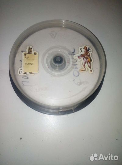 Диски с мультфильмами