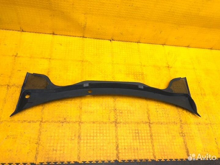 Решетка под лобовое стекло (жабо ) Volkswagen