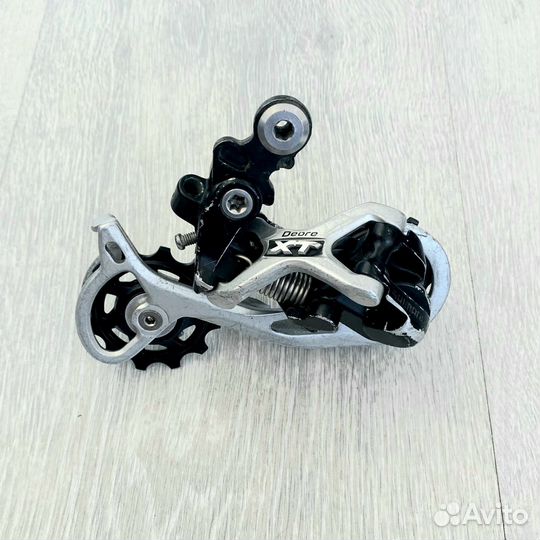 Переключатель Shimano Deore XT Shadow RD-M772