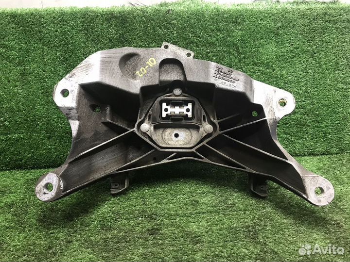 Крепление АКПП Audi A5 8T 8K0399151