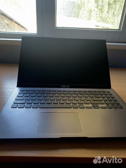Ноутбук asus