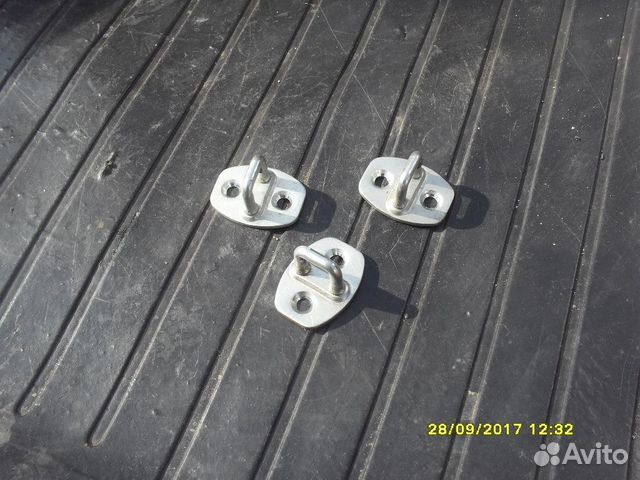 Ответная часть замка двери 13503251 Cobalt 2012)