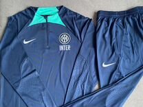 Тренировочный футбольный костюм Nike Inter
