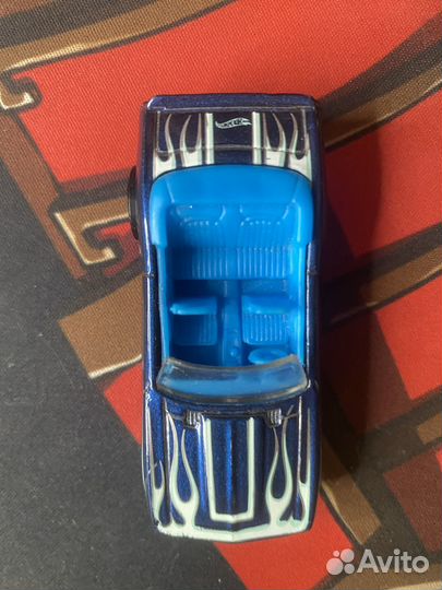 Машинка hootwhels коллекционная