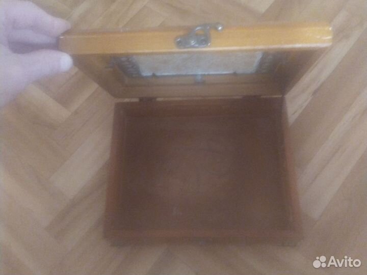 Шкатулка старинная деревянная
