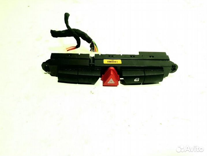 Блок кнопок (2007-2012) Kia Ceed