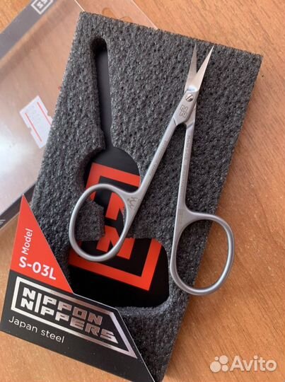 Маникюрное ножницы для кутикулы.для левшей