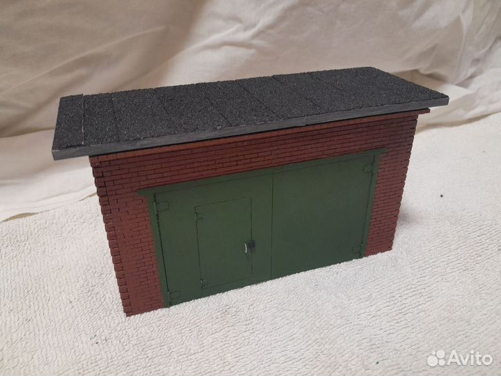 Модель 1:35. Гараж для диорамы