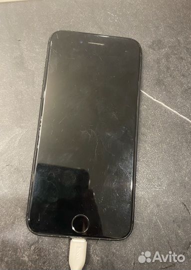 iPhone 8, 64 ГБ