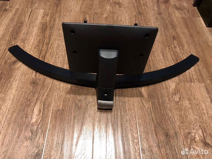 Подставка под телевизор LG