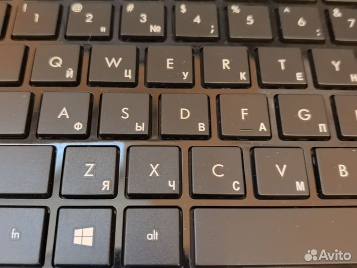 HP Pavilion g7-2253sr Core i3 2370M(2.4) /6144/HDD