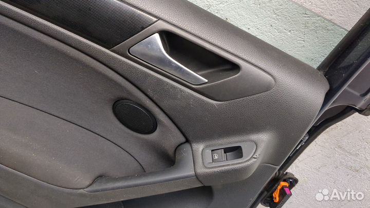 Дверь боковая левая задняя Volkswagen Golf 6, 2012