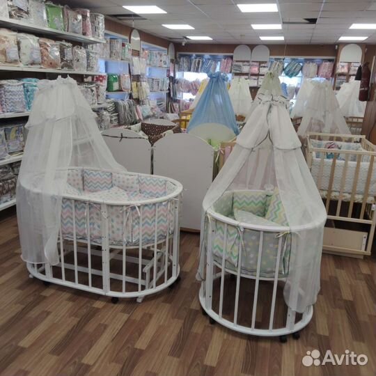 Детская кроватка трансформер овальная