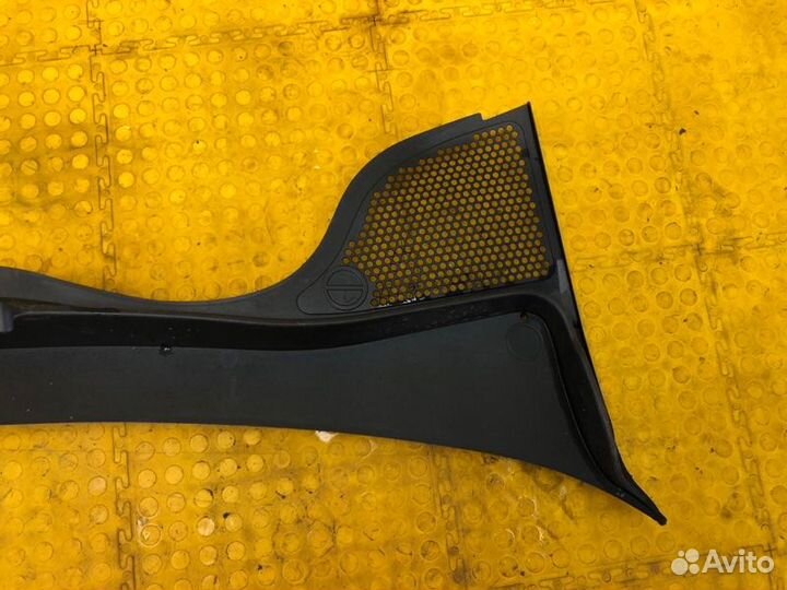 Решетка под лобовое стекло (жабо ) Volkswagen