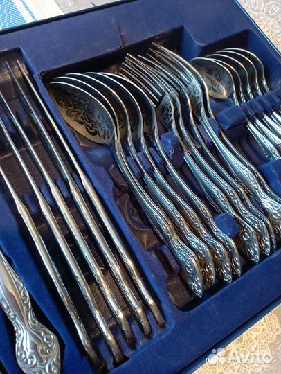 Набор столовых приборов