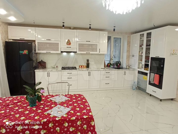 Дом 305 м² на участке 5 сот.