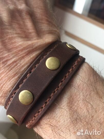 Браслет кожаный